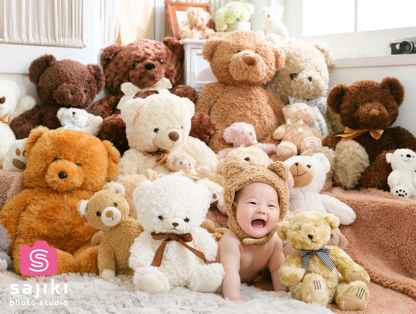 くまの着ぐるみで撮影した子どもの写真 13