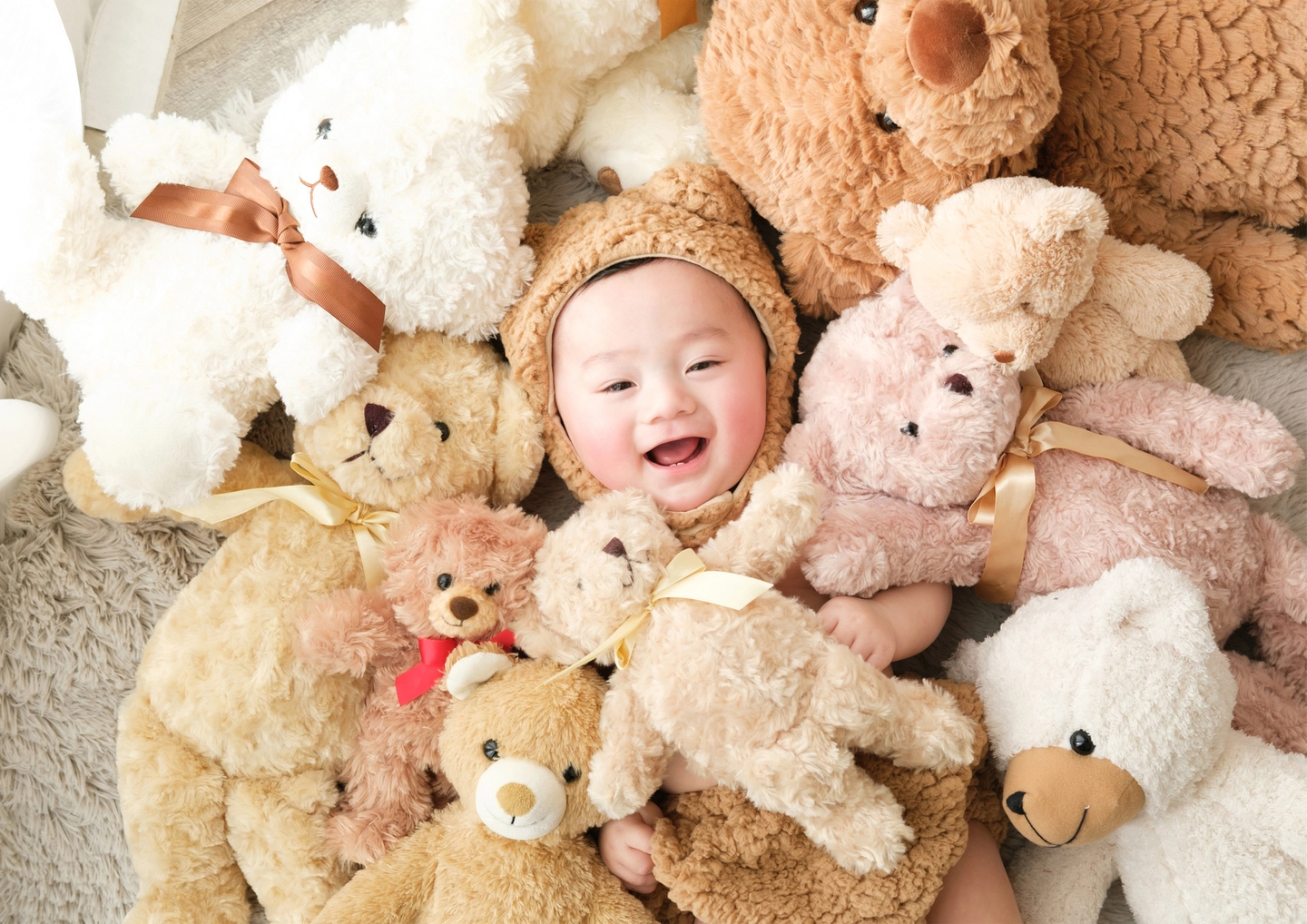 くまの着ぐるみで撮影した子どもの写真 15