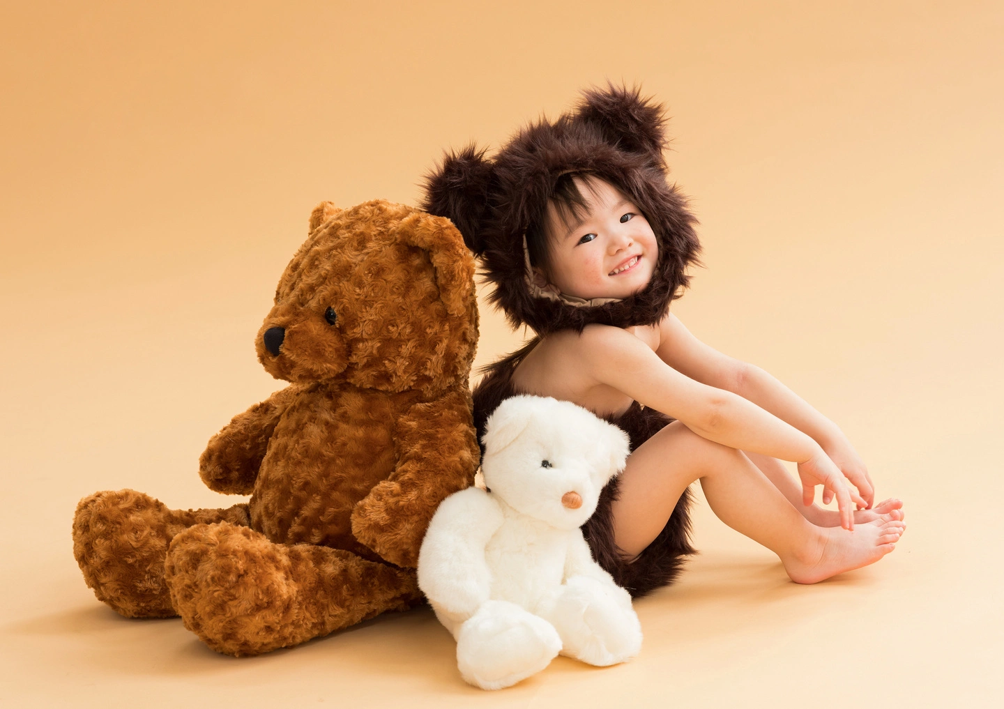 くまの着ぐるみで撮影した子どもの写真 19